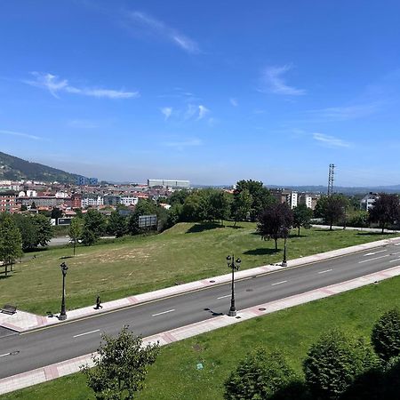 Acogedor Apartamento Con Vistas A La Catedral Y Parking Οβιέδο Εξωτερικό φωτογραφία