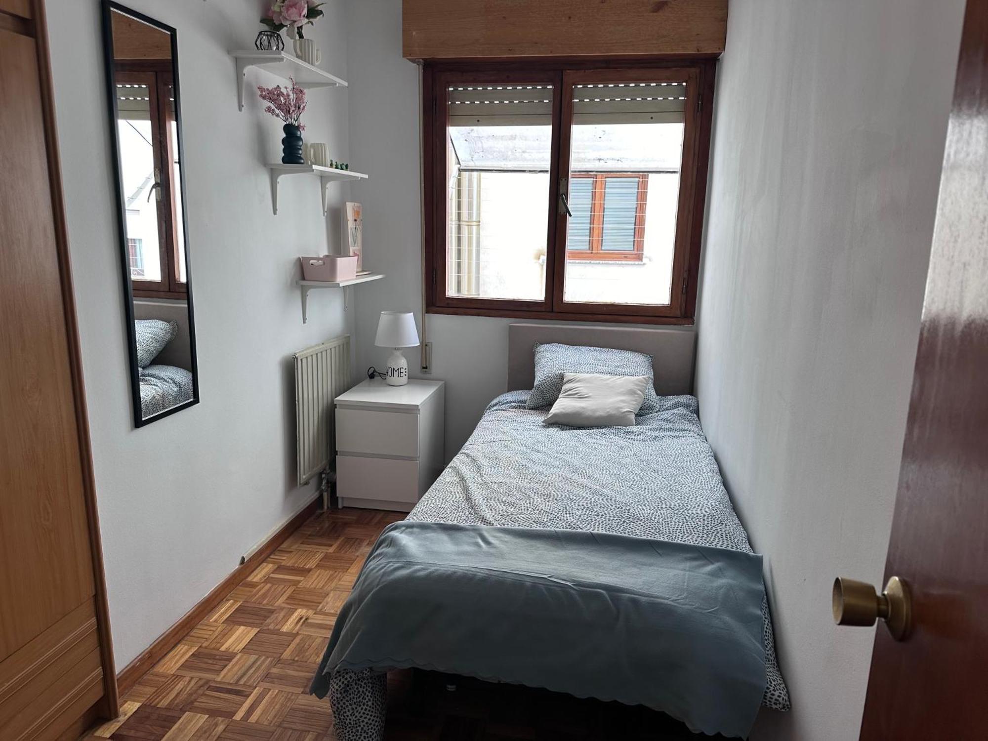 Acogedor Apartamento Con Vistas A La Catedral Y Parking Οβιέδο Εξωτερικό φωτογραφία