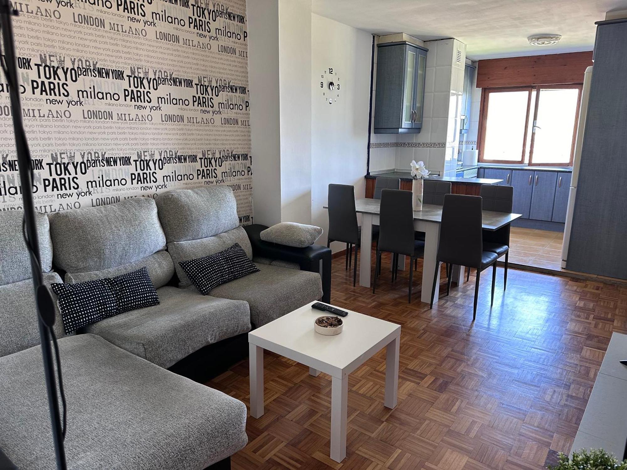 Acogedor Apartamento Con Vistas A La Catedral Y Parking Οβιέδο Εξωτερικό φωτογραφία
