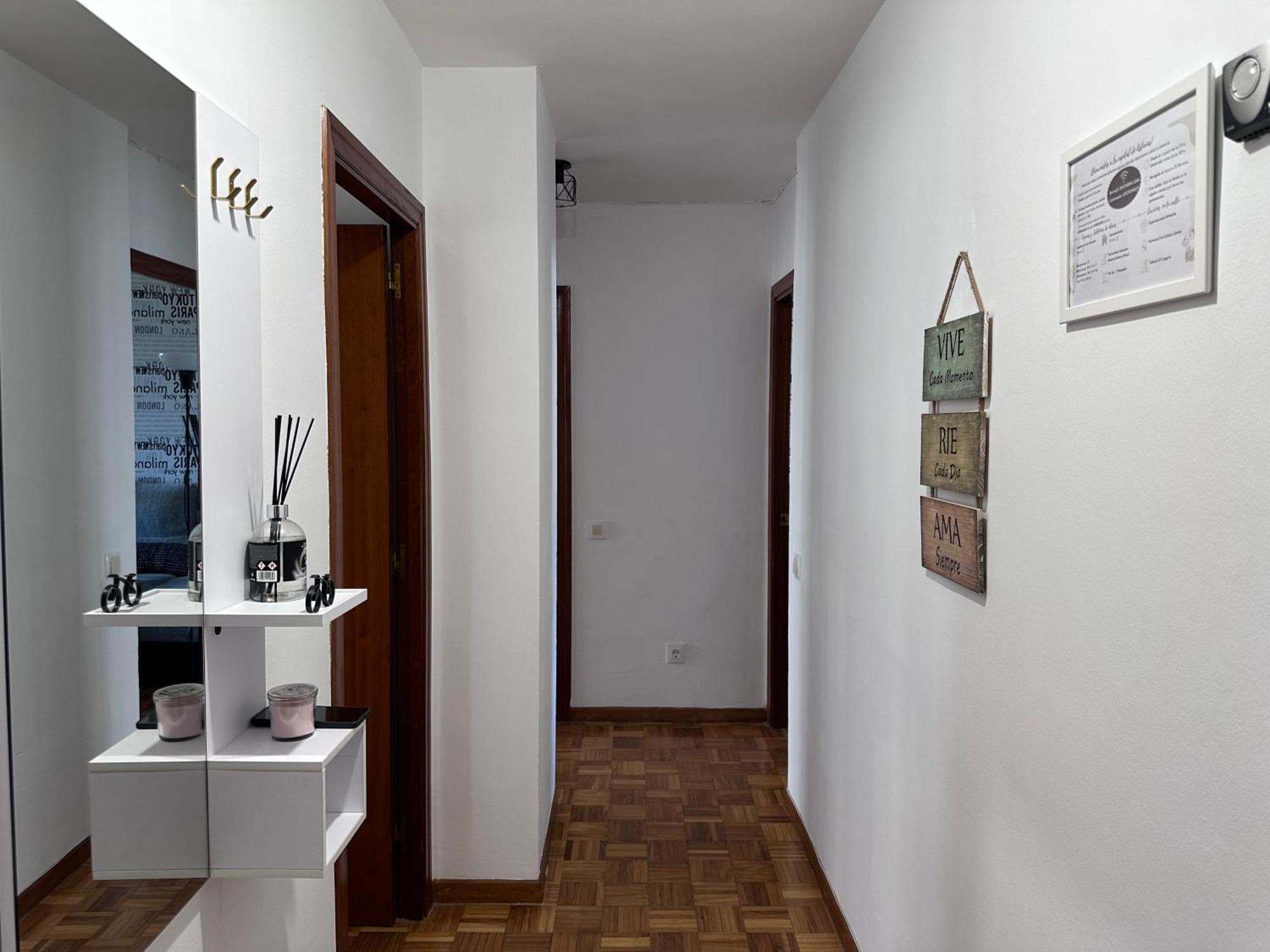 Acogedor Apartamento Con Vistas A La Catedral Y Parking Οβιέδο Εξωτερικό φωτογραφία