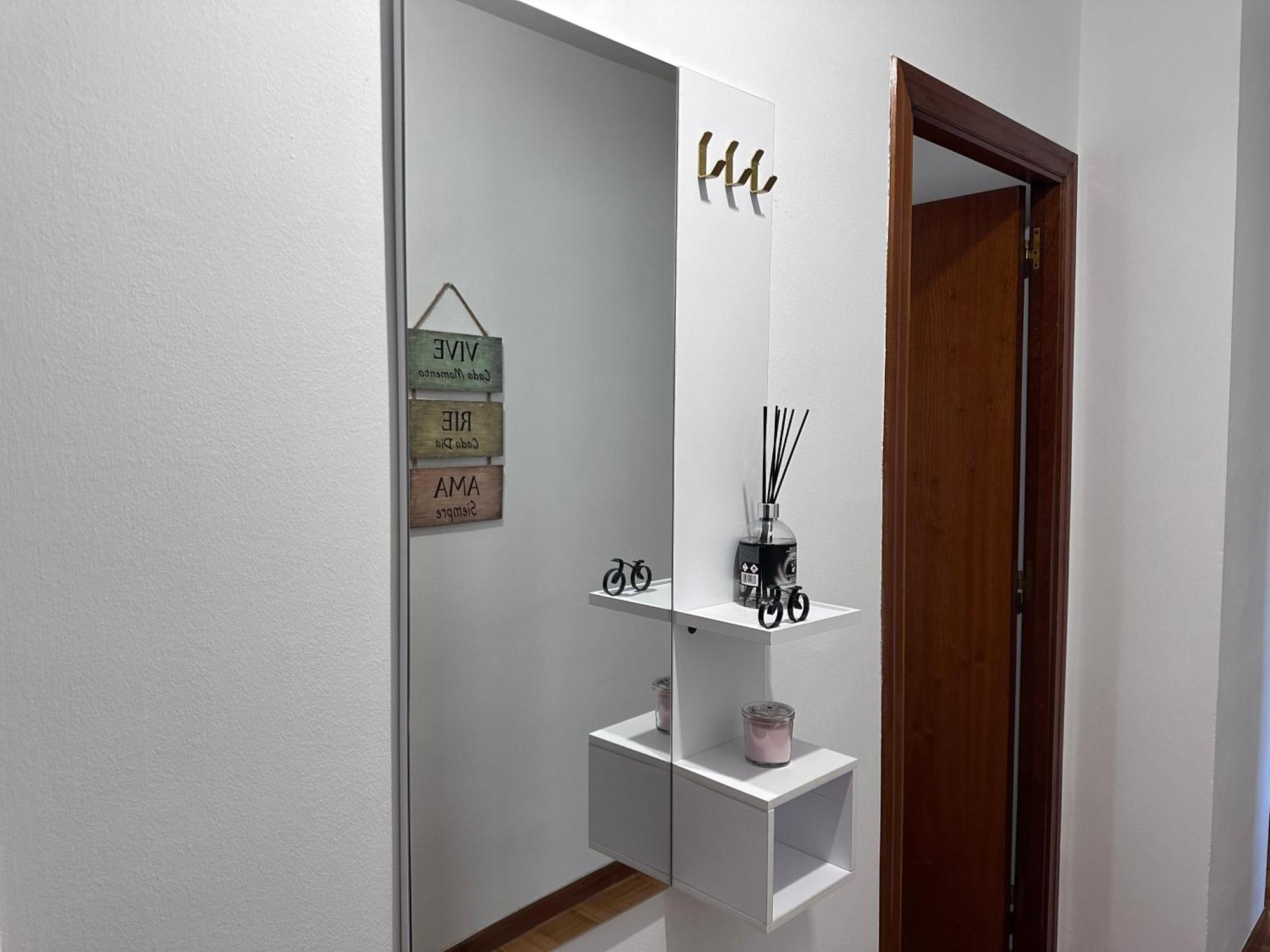 Acogedor Apartamento Con Vistas A La Catedral Y Parking Οβιέδο Εξωτερικό φωτογραφία